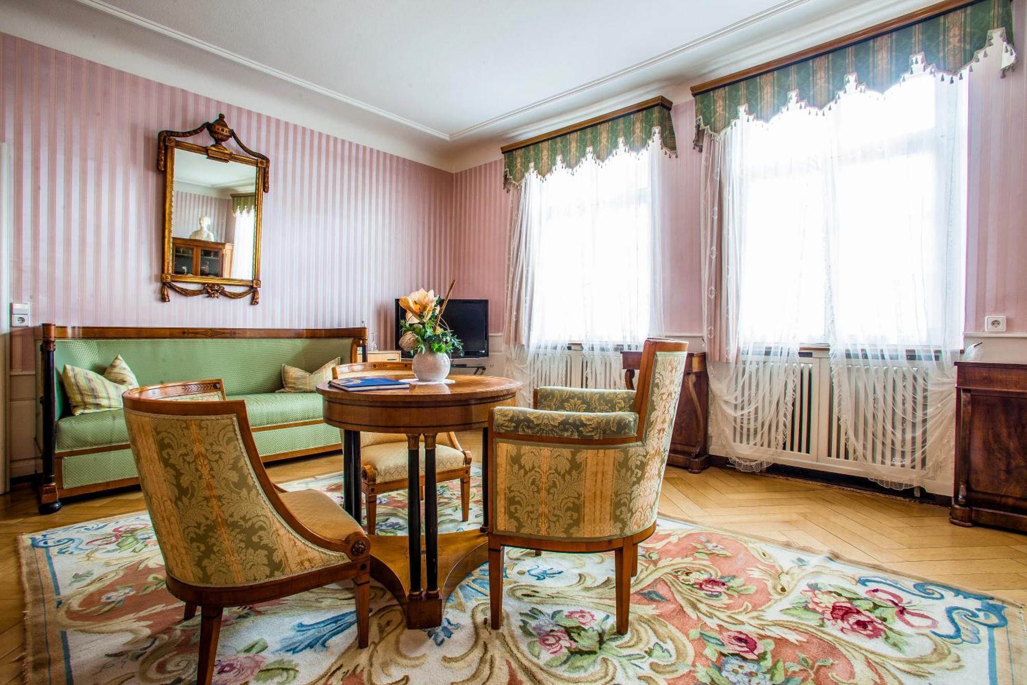 Boardinghouse Sonne Hotel Offenburg Exterior photo